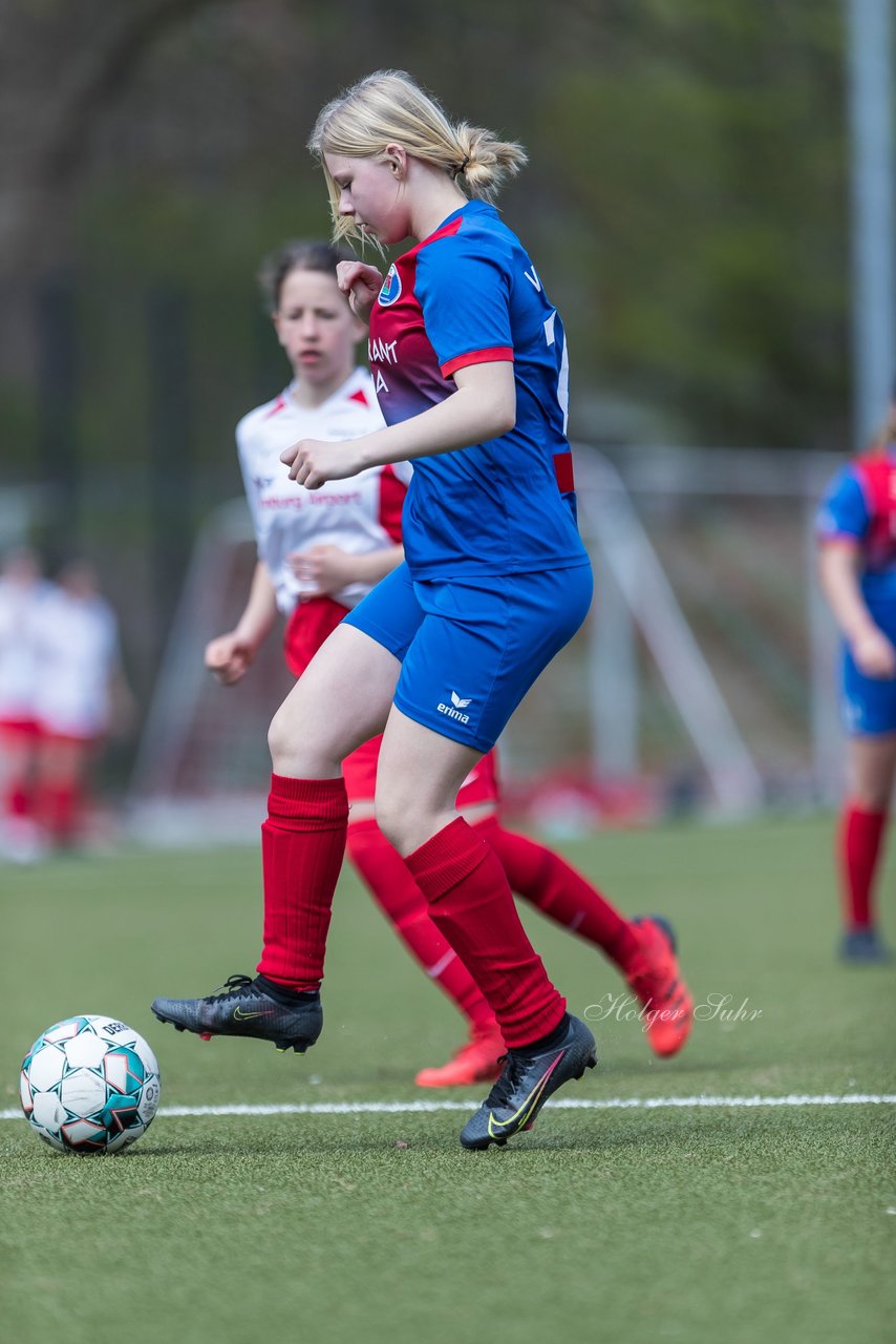 Bild 154 - wCJ Walddoerfer 2 - VfL Pinneberg 2 : Ergebnis: 7:0